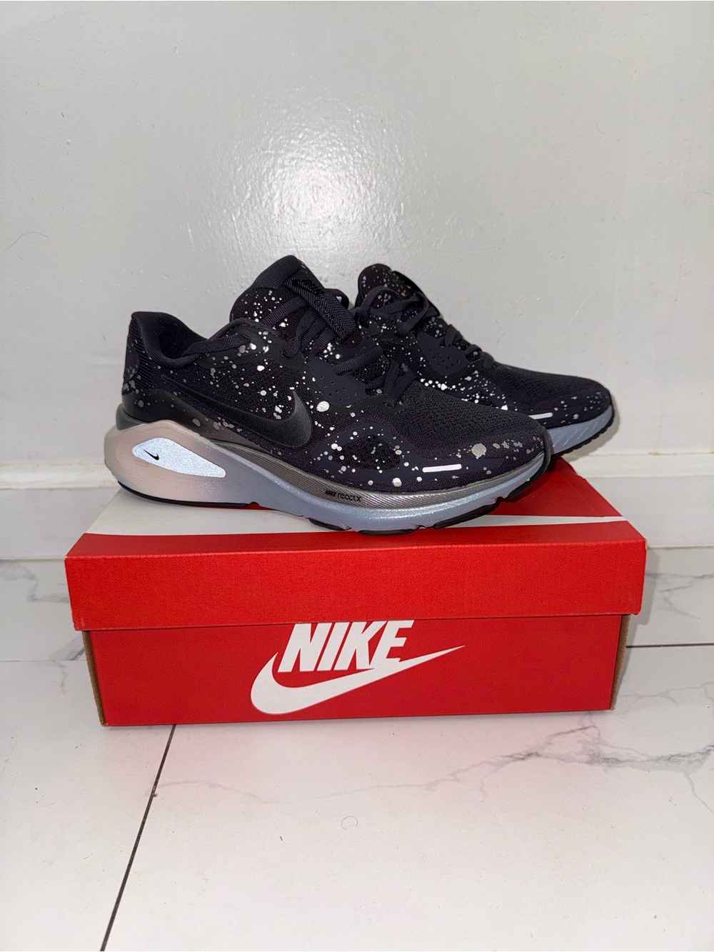 Nike Women’s Purple Sneakers with White Speckle and Pale Pink Heel